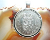 Lion Crown Shield Netherlands 2 1 2 Gulden Dutch 1967-1980 Antique Silver Tone 30mm Bezel Coin Pendant Handmade Jewelry Necklace