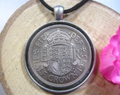 Queen Elizabeth II Half Crown United Kingdom 1954-1970 Great Britain UK Antique Silver Tone 35mm Bezel Coin Pendant Jewelry Necklace