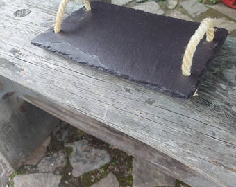 serving platter with jute rope handle