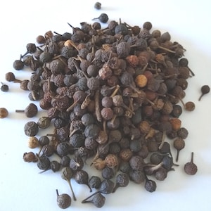 Cubeb pepper berries java pepper whole Indonesia 1 oz - 16 oz resealable bag