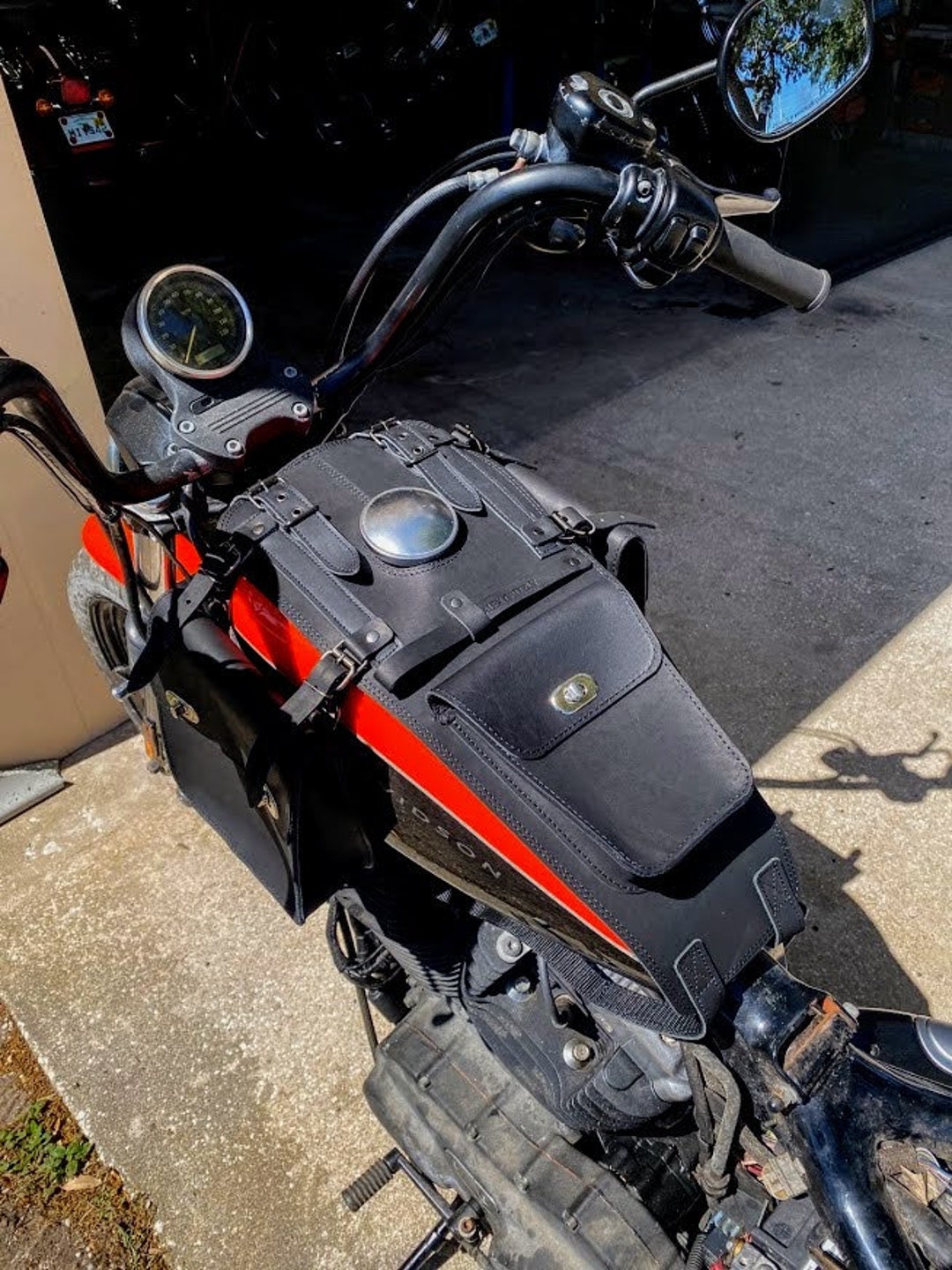 harley davidson iron weight