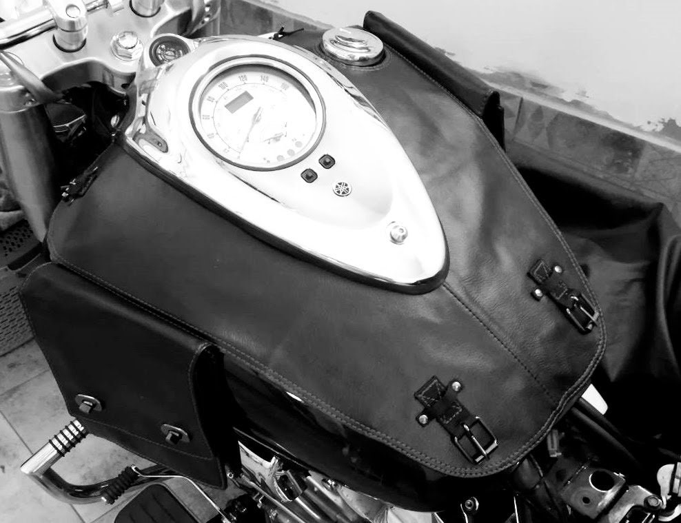 Yamaha XV1600 Roadstar Leather Cover With 2 Bags for Fuel Gas Tank
