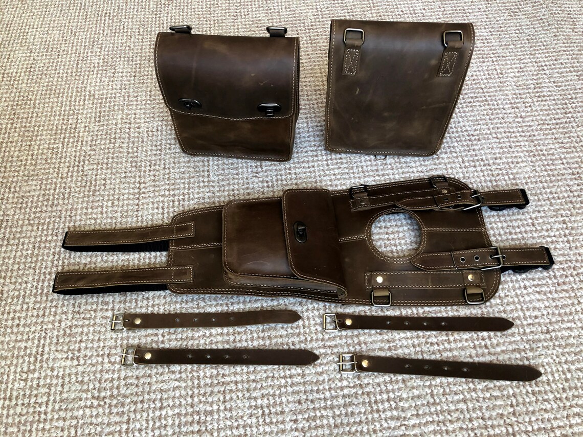 harley fuel tank service cover