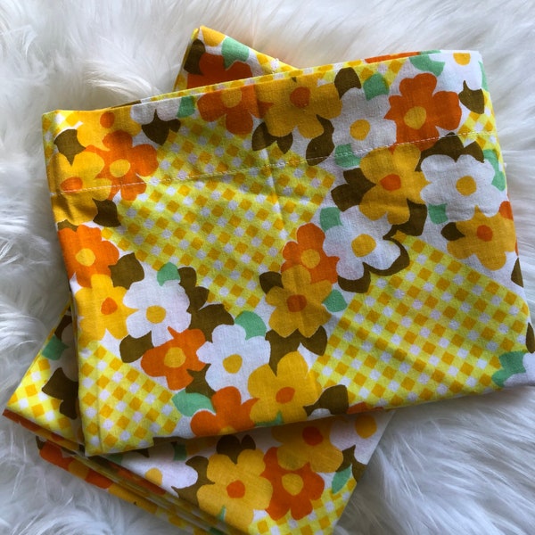 Retro 1970s Floral Pillowcases