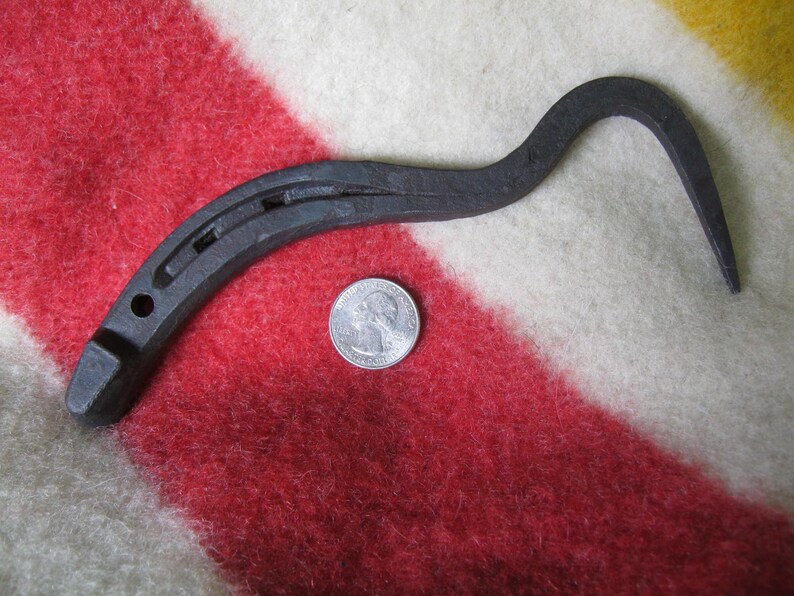 Horse shoe hoof pick