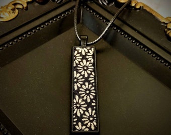 Japanischer Kimono Schmuck, moderner japanischer Schmuck, Whimsigoth Halskette, Chirimen Stoff Halskette, Geschenk für sie, Geschenk für ihn