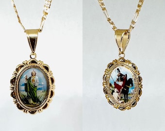 San Judas Tadeo y San Martin Caballero 2 en 1 dije de oro lamiando imagen resinado y cadena Figaro