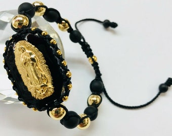 Matte Crystal and Plated Gold Virgin of Guadalupe Bracelet// Pulsera de Virgen de Guadalupe Oro Laminado con Cristal Matte