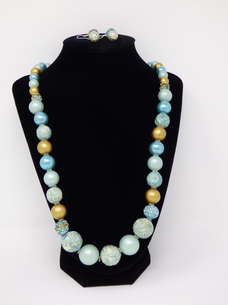 vintage glass necklace and earrings