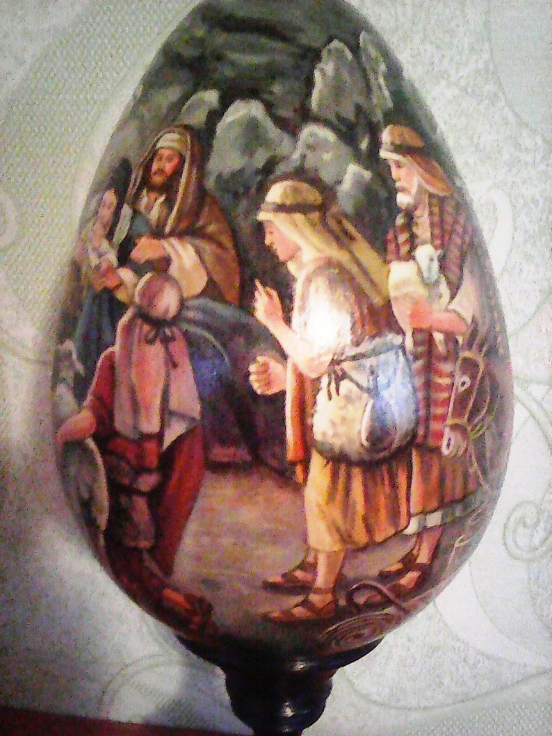 Picture of the Nativity on a wooden egg/Easter Etsy