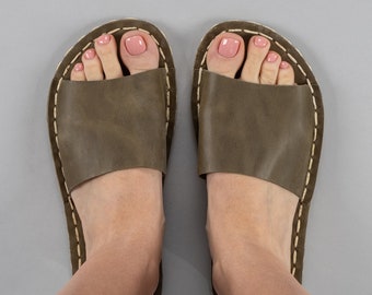 Women Barefoot Slide Sandals, Grounding Slide Sandals, Green Earthing Sandals for Women, Leather Barefoot Wide Flat Sandals, Gifts for Her