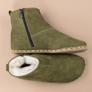 Sustainable Mens Barefoot Ankle Boots with Fur, Olive Wide Toe Box Boots, Handmade Winter Boots, Zero Drop Boot, Shearling Boots with Zipper