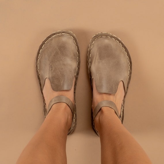Tan Natural Atlantis Handmade Sandals: Comfort & Style Tan Natural Atlantis Handmade Barefoot Sandals