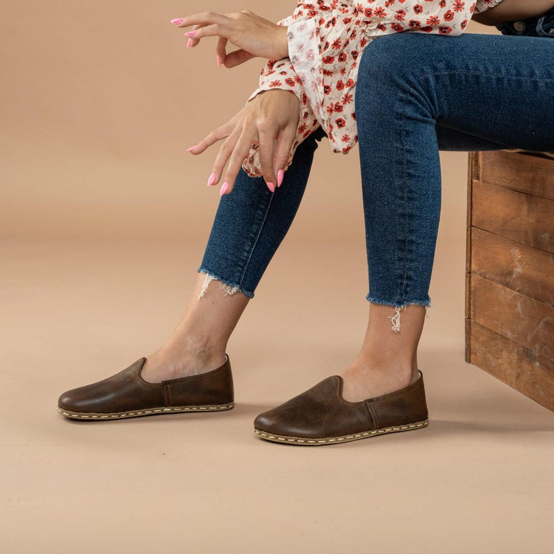 Womens Coffee Barefoot Shoes, Zero Drop Minimalist Shoes, Wide Toe Box Shoes, Handmade Turkish Slip On Shoes, Sustainable Natural Flats zdjęcie 4