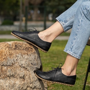 Mens Barefoot Sneakers, Zero Drop All Natural Sneakers, Wide Toe Box Sneakers, Black Color Handmade Turkish Sneakers, Earthing Sneakers