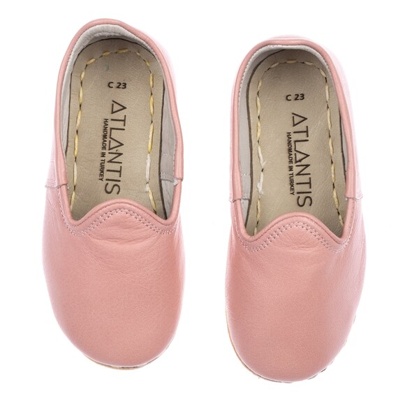Kids trainers pink clearance