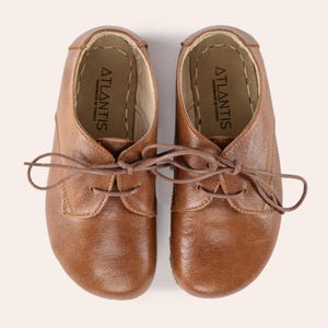Buty dziecięce Barefoot, skórzane buty dla maluchów, brązowe buty Oxford dla dzieci, uziemiające buty dla dzieci, uziemiające buty dla dzieci, ręcznie robione buty dla dzieci