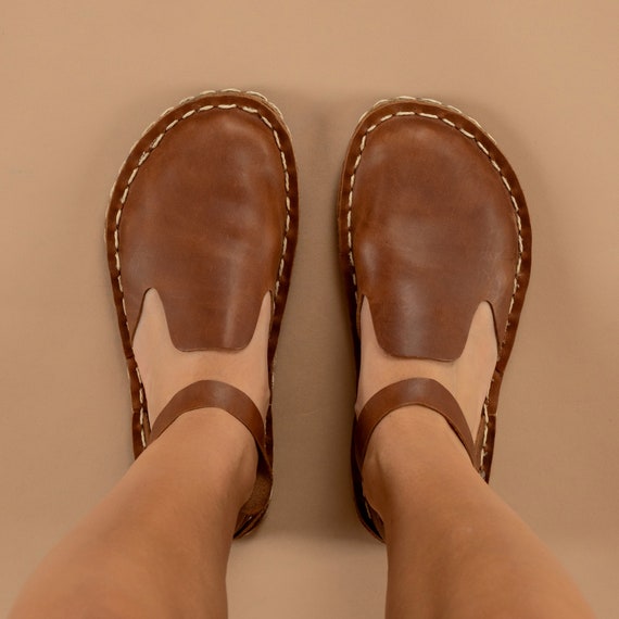 Minimalist & Sustainable Barefoot Footwear