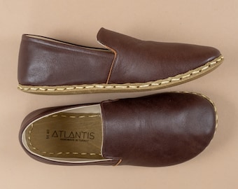 large toe box shoes mens