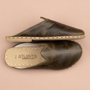 Mens Barefoot Green Slippers, Mens Wide Slippers, Zero Drop Leather Slippers, Sustainable Natural Flats, Mens Barefoot Shoes