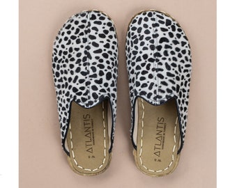 MEN Wide Slipper, Sandals Barefoot POLKA DOTS Hairly Leather Handmade