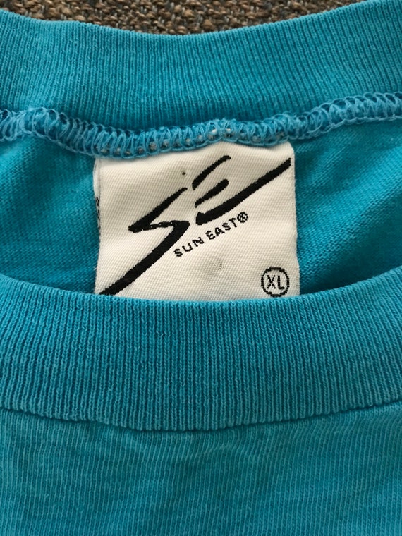 80's Sun East Tee View 4