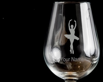 ballerina  personalised wine Glass - ballet dancer Gift for him, Gift for Her - Hand etched glass, ideal gift,ideal for red, white wine 04,