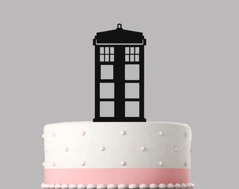 Gâteau d’anniversaire topper Tardis Doctor Who gâteau acrylique topper, Différentes couleurs et tailles. Article de haute qualité, souvenir. Pas de stock de cartes.144