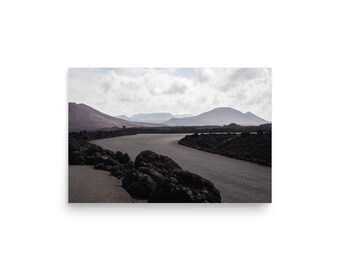 Lanzarote photo print "Arid road between volcanoes in Lanzarote", road between the volcanoes of the island of Lanzarote - Photo Deco Print