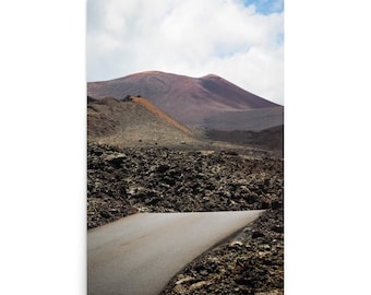 Lanzarote photo print "Road between volcanoes in Lanzarote", volcanic path on the island of Lanzarote - Photo Deco Print