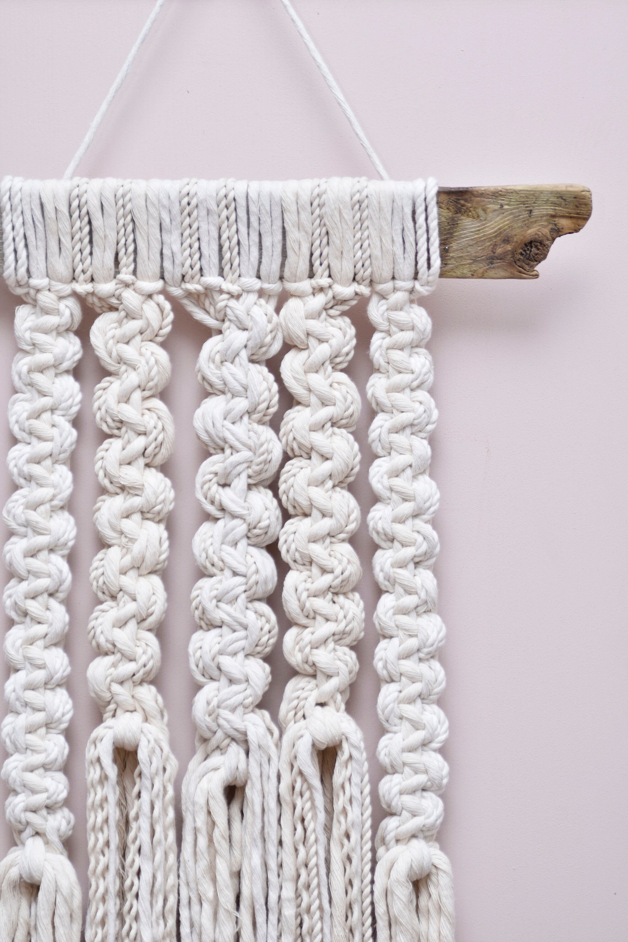 Pared de macramé blanco colgando con madera a la deriva / | Etsy