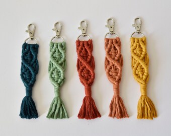 Keyring / keychain / macrame / Bruman Design