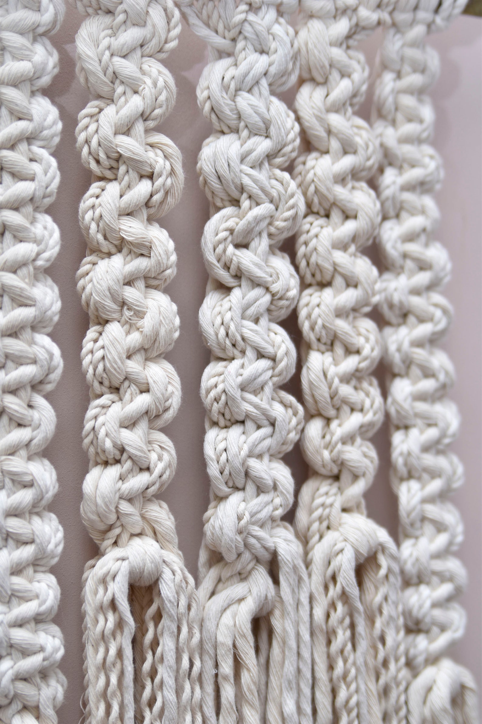 Pared de macramé blanco colgando con madera a la deriva / | Etsy