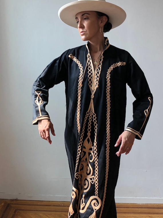 Vintage Embroidered Kaftan