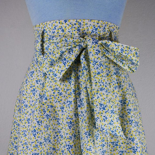 The *floral playground* highwaisted shorts