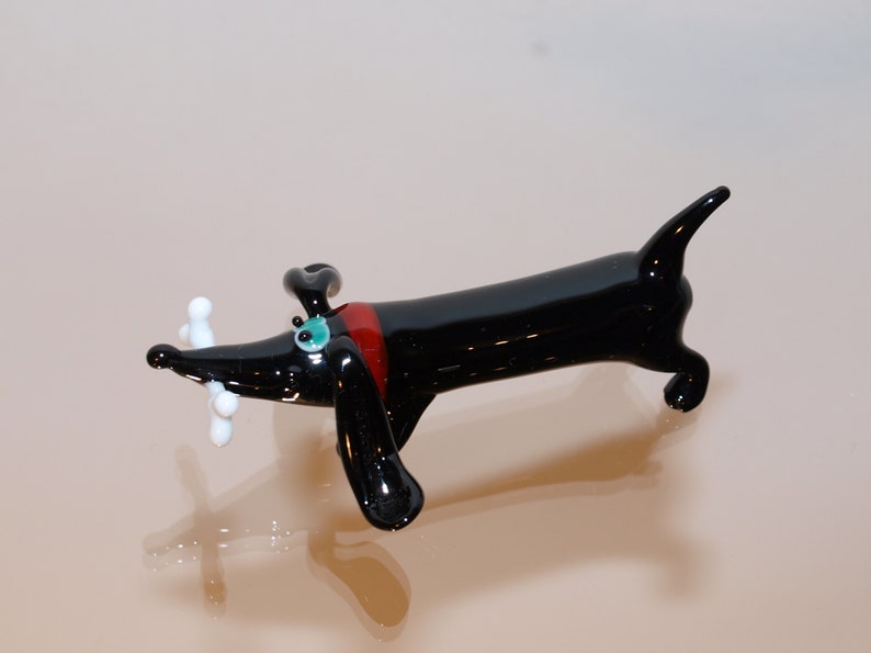 Glass dachshund dog figurine Dachshund dog sculpture Hand blown dachshund dog Lampwork dachshund dog