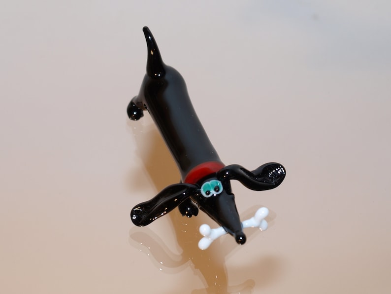 Glass dachshund dog figurine Dachshund dog sculpture Hand blown dachshund dog Lampwork dachshund dog