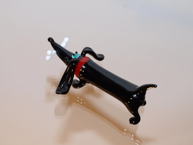 Glass dachshund dog figurine Dachshund dog sculpture Hand blown dachshund dog Lampwork dachshund dog