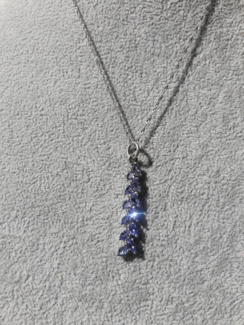Beautiful Vintage Sterling Silver Exotic Tanzanite Necklace