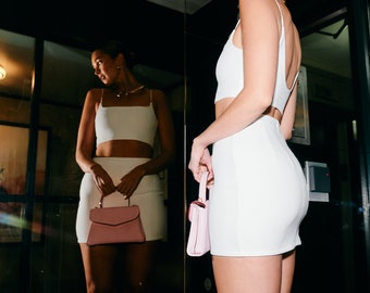 Camiseta sin mangas corta blanca, atuendo para despedida de soltera, top blanco para salir, atuendo de novia, top blanco para festival, top blanco para fiesta, top con escote cuadrado