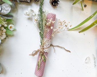 Bougie à la cire d'abeille Ostara Blossom | Autel de l'équinoxe de printemps avec quartz