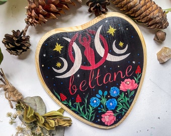 Beltane Mondgöttin Altar Handbemalte Verzierung & Wohnkultur | Beltane Ritual Dekorationen | Wicca Geschenke Ideen