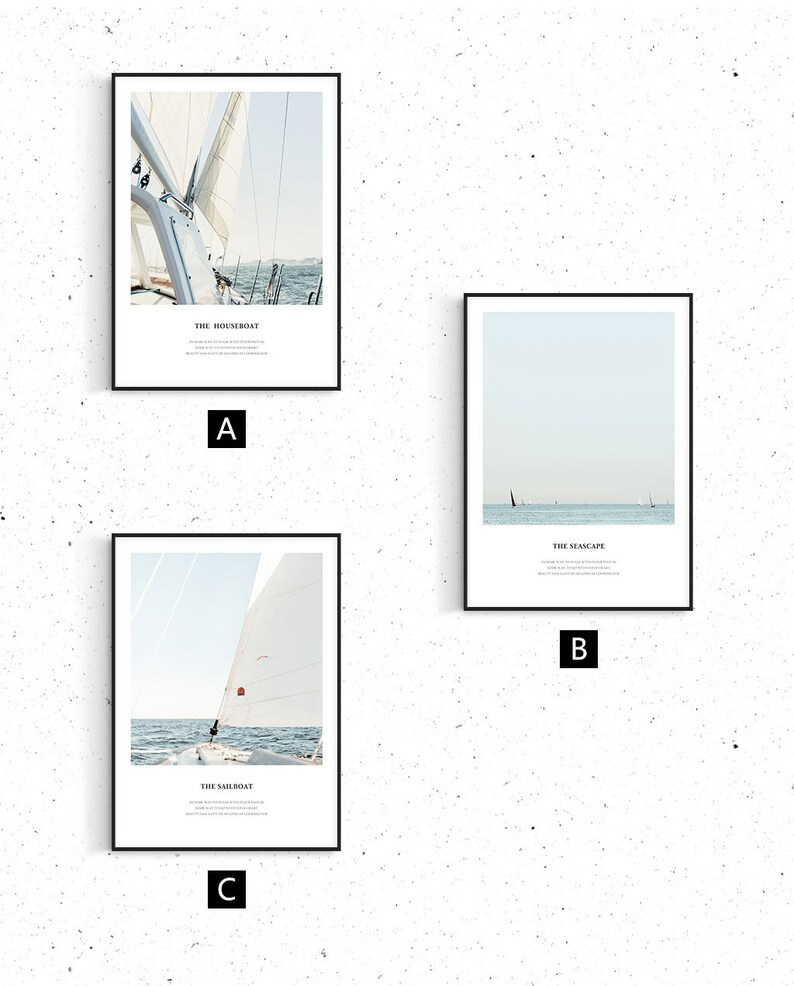 Puede incluir: Tres impresiones enmarcadas de paisajes marinos. La impresi&oacute;n superior izquierda muestra un primer plano de un velero con el texto "The Houseboat". La impresi&oacute;n superior derecha muestra un paisaje marino con el texto "The Seascape". La impresi&oacute;n inferior muestra un velero con el texto "The Sailboat".