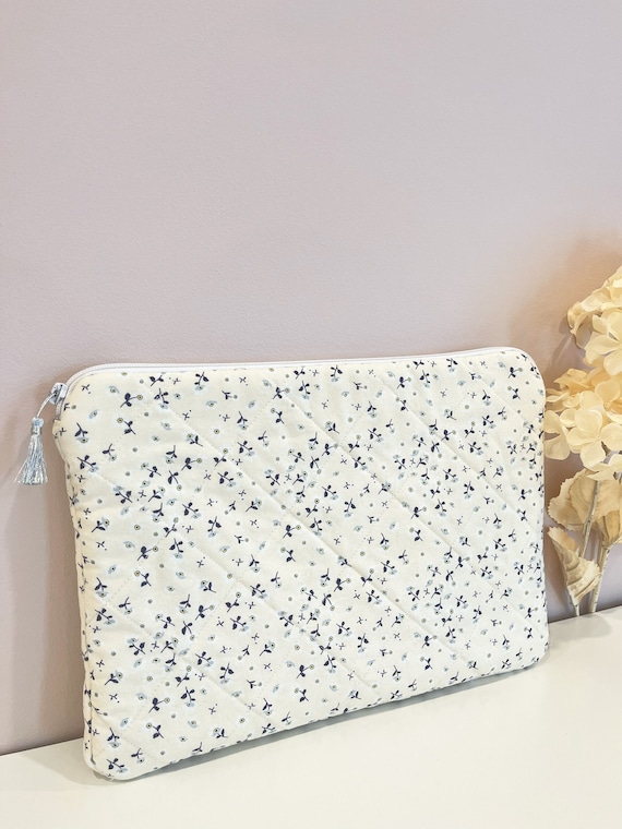Computer bag PDF sewing pattern an tutorial (several sizes) / Patron et tutoriel de couture sac pour ordinateur en pdf (plusieurs formats)