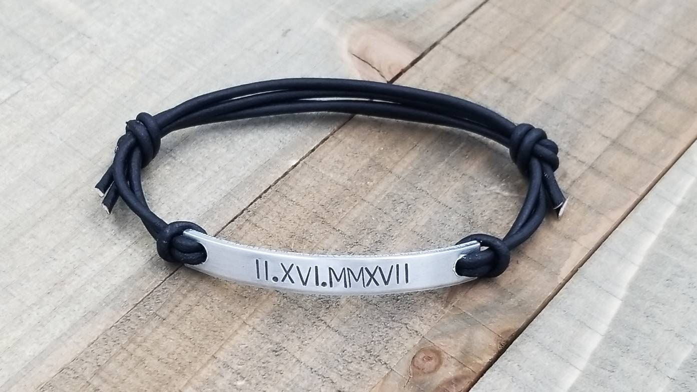 Iefshiny Men's Roman Numeral Twisted Cable Bracelet