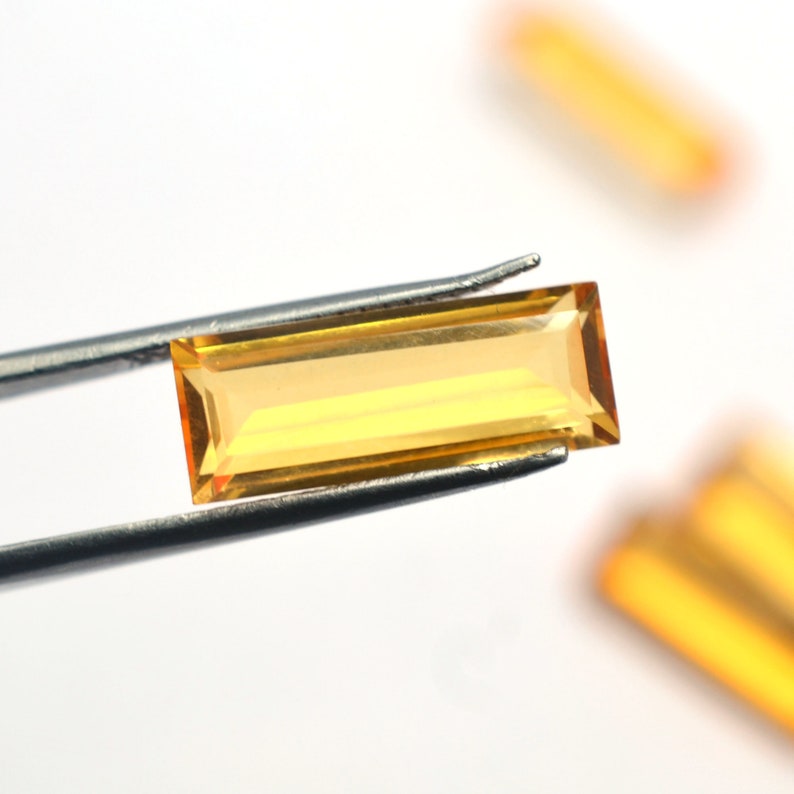 10Piece Citrine Quartz 5x10mm 6x12mm 6x16mm 7x20mm Baguette Faceted Cut Yellow Citrine Color Natural Quartz Doublet Loose Gemstones Lot