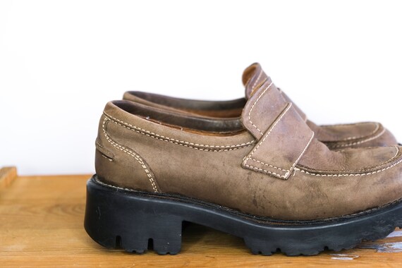 Ultra 90 Massive Shoes - Chunky School Kid 90's Sh