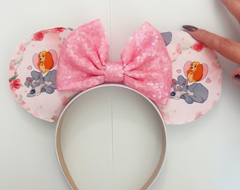 Bandeau inspiré des oreilles de souris pour la Saint-Valentin et le personnage du chien avec un noeud