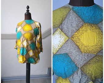 Jaren '50 vintage blouse shirt driekwart mouw abstract nier tafel groen geel beige wit vrolijk viscose hoge hals kunstenaar ronde hals