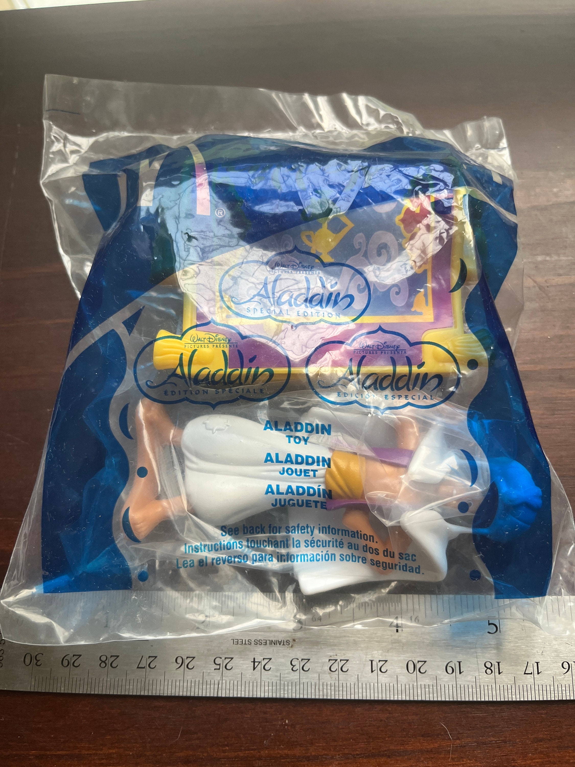 Brinquedo McLanche Feliz Aladdin do McDonald's 2004